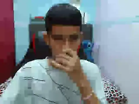 Angelstripboy online show from February 2026 01:01:02 AM