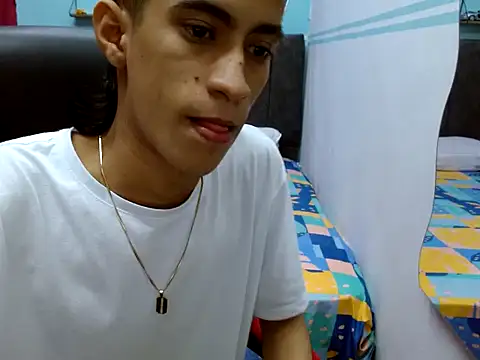 Angelstripboy online show from December 2024 01:19:01 AM