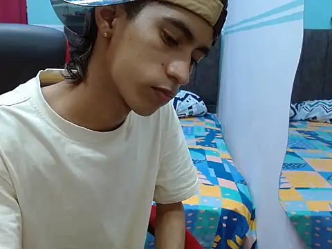 Angelstripboy online show from March 2025 12:40:02 AM