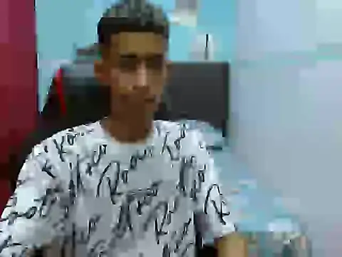 Angelstripboy online show from October 2025 11:05:01 PM