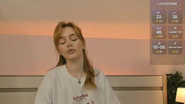 Phoenix Margo online show from September 2025 02:56:01 AM