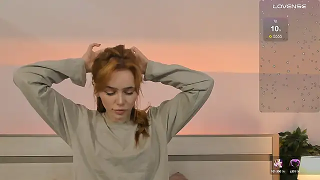 Phoenix Margo online show from September 2025 04:34:02 AM