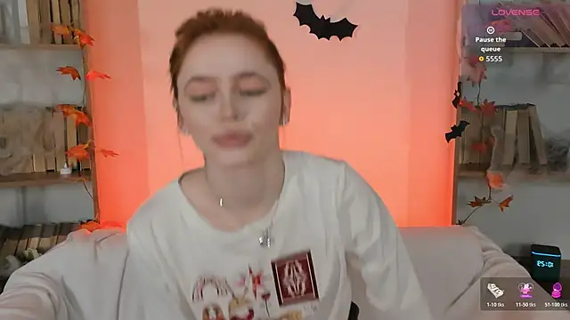 Phoenix Margo online show from October 2025 03:29:01 AM