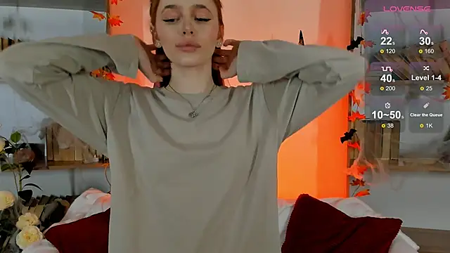 Phoenix Margo online show from October 2025 10:56:01 AM
