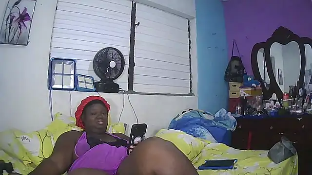 Snapshot of SherBunnyBoo87 chatting on November 2025 12:00:02 AM SherBunnyBoo87 online show from November 2025 12:00:02 AM