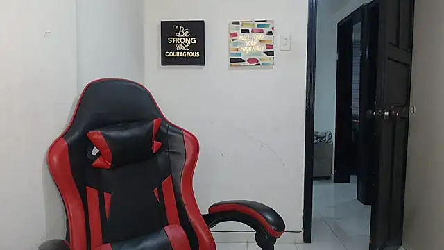 Liamiler01  online show from November 2025 12:05:02 AM