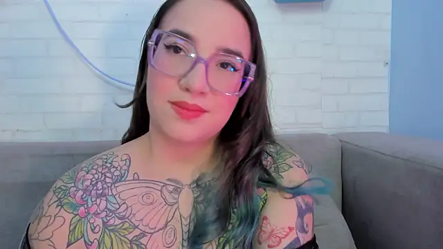 DEVA BLUE  online show from February 2025 04:48:01 AM