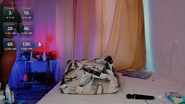 Snapshot of Erika_Fix chatting on July 2026 02:44:01 AM Erika Fix online show from July 2026 02:44:01 AM