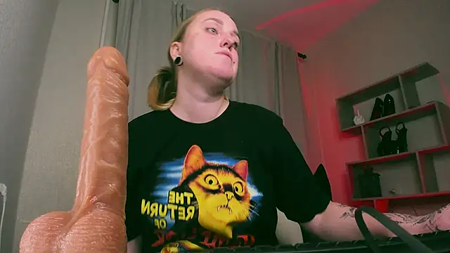 Frau  Lilith online show from January 2025 02:39:01 PM