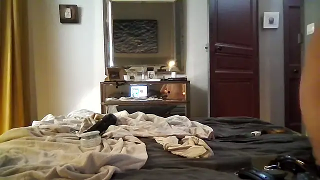 alixgraccus online show from July 2026 11:38:02 AM