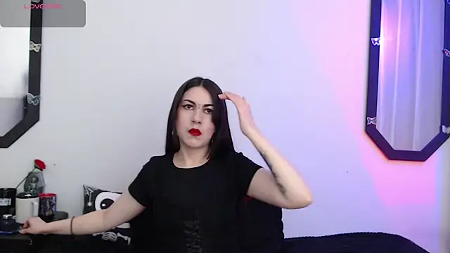 Amy Aloqua online show from October 2025 04:11:02 PM