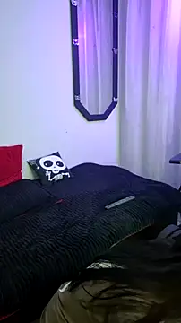 Amy Aloqua online show from October 2025 08:10:01 PM