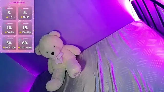 katie white online show from January 2026 09:46:01 AM