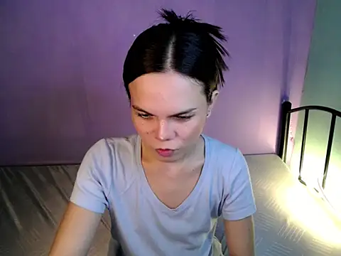 katie white online show from March 2026 12:20:02 PM