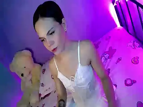 katie white online show from January 2026 12:30:01 PM