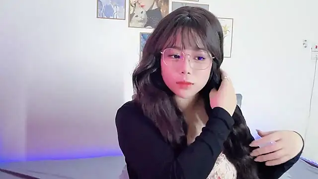   Lyly   online show from January 2026 01:53:02 AM