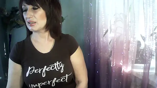 Faraira17 online show from February 2026 05:52:02 AM