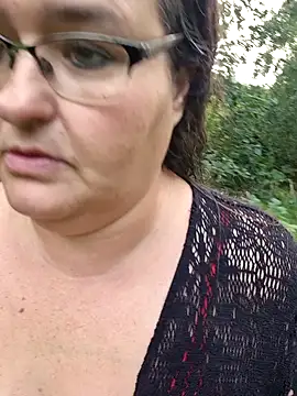 XxGipsyxX online show from September 2025 03:28:02 PM