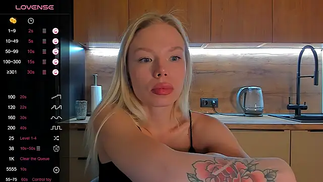 Olivia Bells online show from May 2026 09:14:02 PM