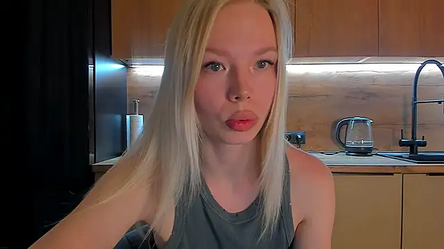 Olivia Bells online show from May 2026 09:18:01 PM