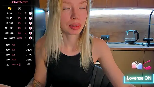 Olivia Bells online show from February 2026 09:39:02 PM