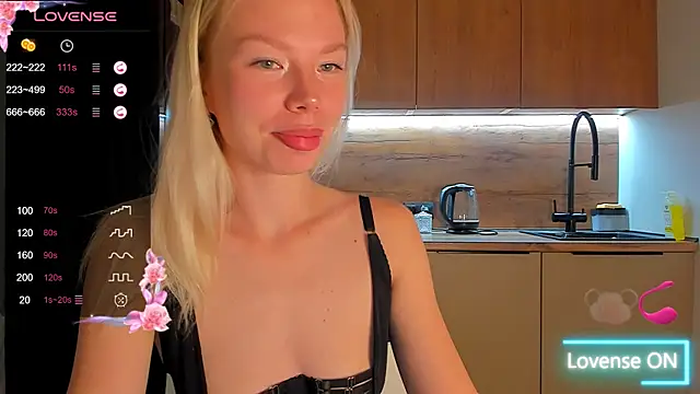 Olivia Bells online show from October 2025 10:20:01 PM
