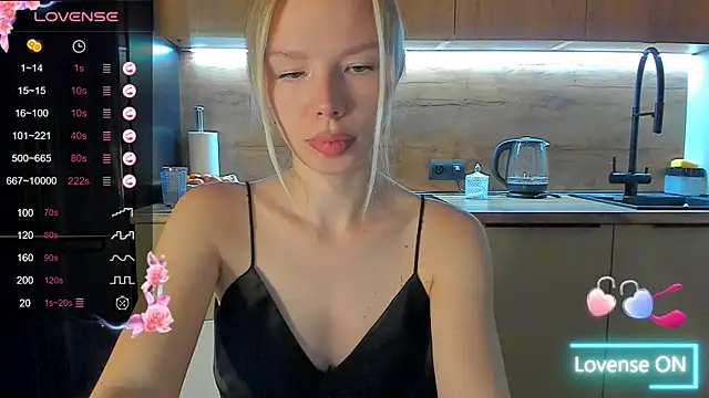 Olivia Bells online show from October 2025 09:22:02 PM
