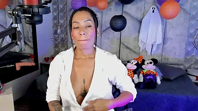 NiicolleMiller online show from October 2025 12:31:02 AM