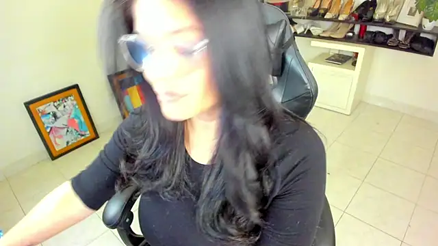 BellaFlaming online show from March 2026 10:50:01 AM