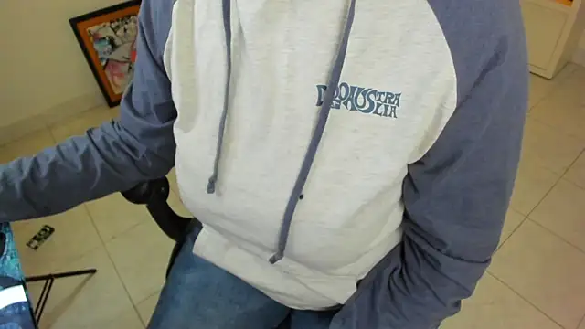 BellaFlaming online show from April 2026 11:05:01 AM