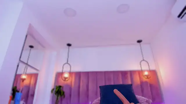 babepolly online show from April 2026 10:33:01 AM