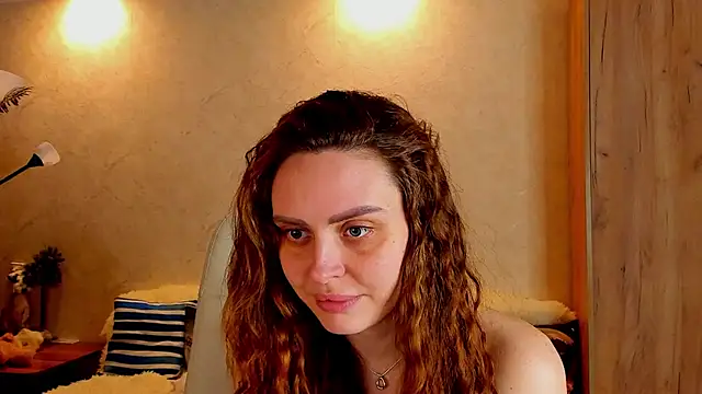 mia grantes online show from February 2025 11:19:02 PM