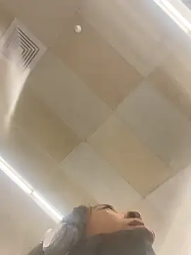 Snapshot of Iceblanca chatting on January 2026 03:07:01 PM Iceblanca online show from January 2026 03:07:01 PM