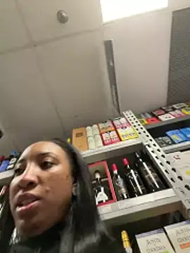 Iceblanca online show from March 2026 11:28:02 PM