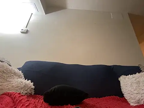 Snapshot of Iceblanca chatting on December 2025 09:51:01 PM Iceblanca online show from December 2025 09:51:01 PM