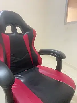 -Marivalda- online show from April 2026 10:00:02 AM