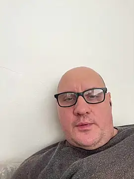 Snapshot of vanjbi45 chatting on February 2025 01:22:02 PM vanjbi45 online show from February 2025 01:22:02 PM