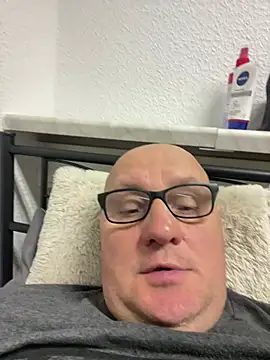 Snapshot of vanjbi45 chatting on March 2025 05:13:02 AM vanjbi45 online show from March 2025 05:13:02 AM