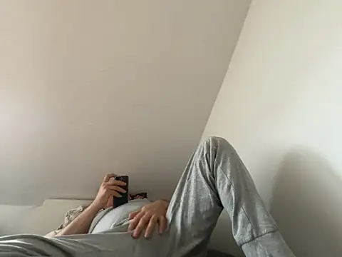 Snapshot of vanjbi45 chatting on February 2026 02:03:01 PM vanjbi45 online show from February 2026 02:03:01 PM