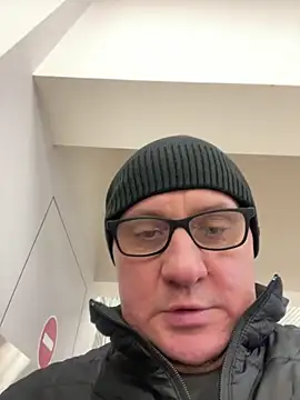 Snapshot of vanjbi45 chatting on January 2025 12:51:02 PM vanjbi45 online show from January 2025 12:51:02 PM