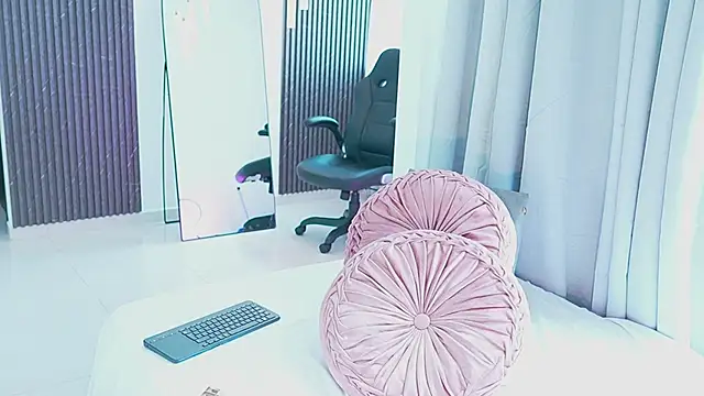 Snapshot of AnitaHaywood_ chatting on March 2026 07:54:02 PM AnitaHaywood online show from March 2026 07:54:02 PM