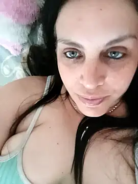 CRUELLAXX online show from October 2025 06:32:02 PM