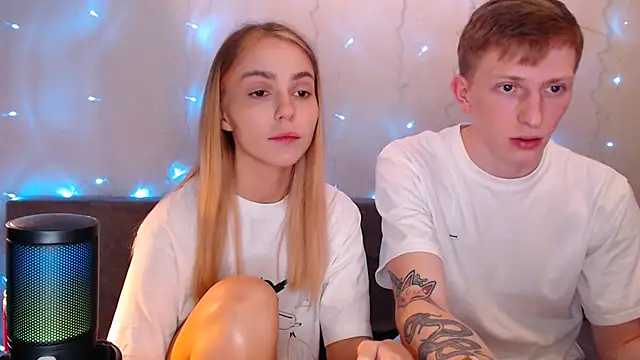 juliaanddima online show from September 2025 10:16:02 PM