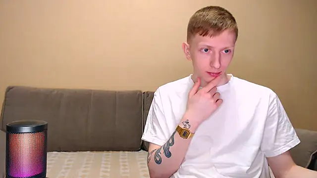 juliaanddima online show from March 2026 06:50:01 AM