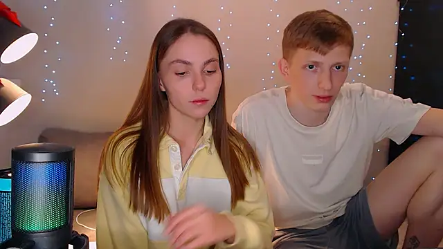 juliaanddima online show from February 2025 12:46:02 AM