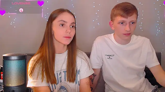 juliaanddima online show from March 2025 09:37:02 PM