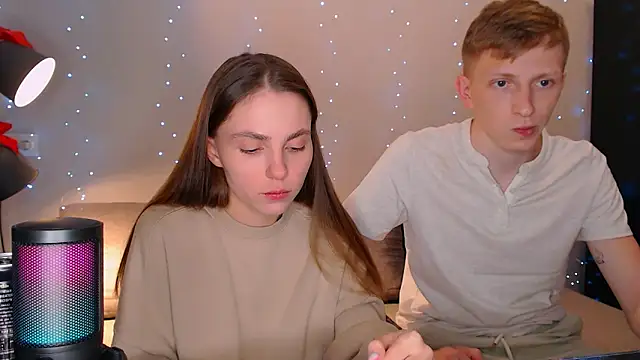 juliaanddima online show from February 2025 09:10:01 PM