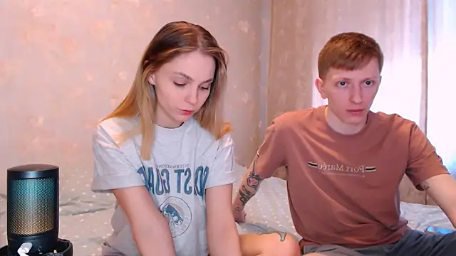 juliaanddima online show from April 2026 08:54:02 AM