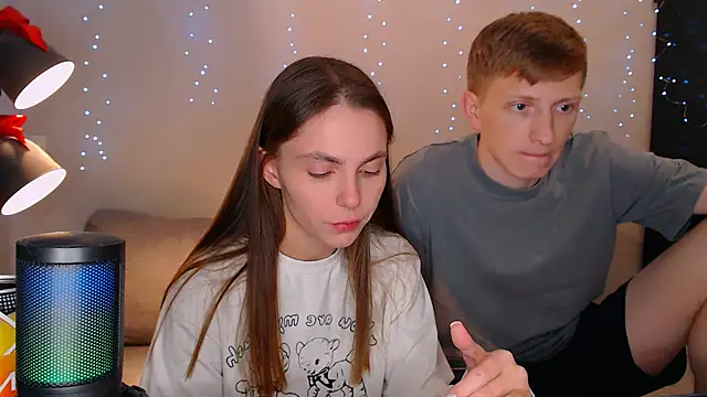 juliaanddima online show from February 2025 12:41:02 AM