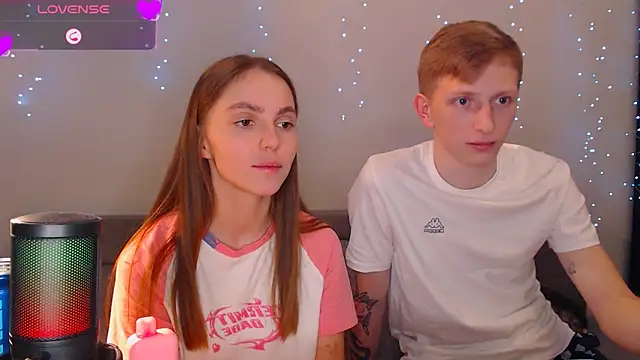 juliaanddima online show from March 2025 09:59:02 PM